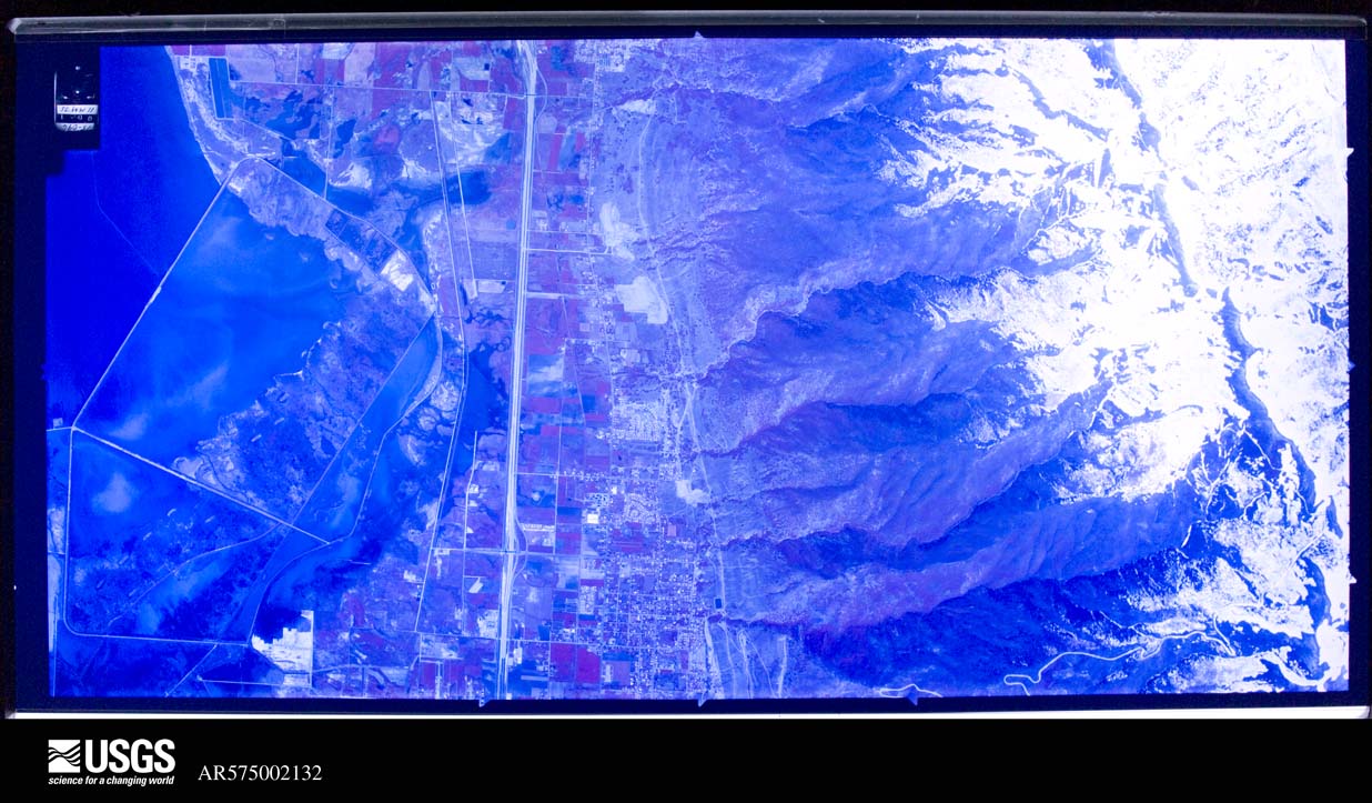 U.S. Geological Survey aerial photograph, 1975-06-11, scale 1:30000