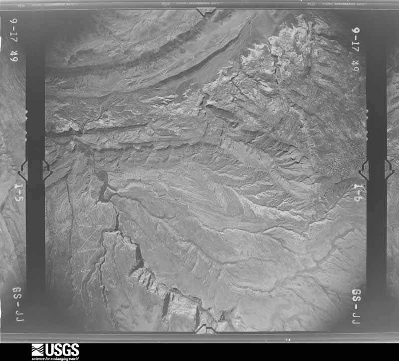 U.S. Geological Survey aerial photograph, 1949-11-04, scale 1:32760