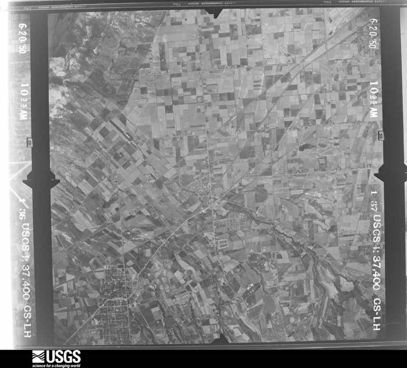 U.S. Geological Survey aerial photograph, 1950-08-01, scale 1:37400