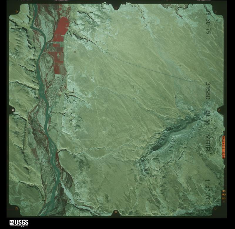 U.S. Geological Survey aerial photograph, 1975-06-30, scale 1:31680
