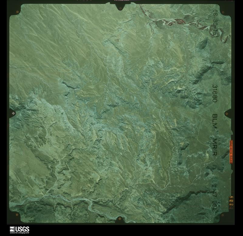 U.S. Geological Survey aerial photograph, 1975-06-30, scale 1:31680