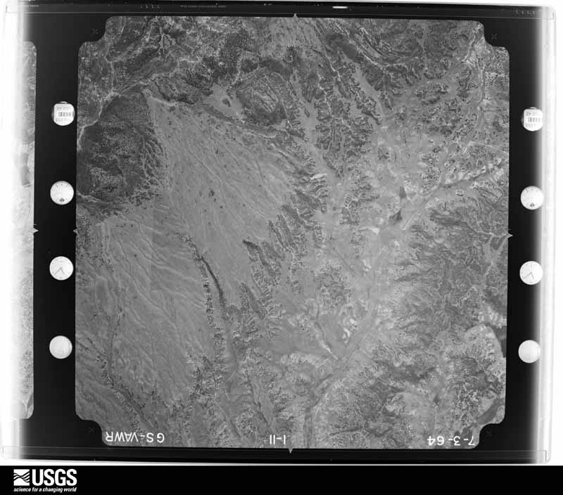 U.S. Geological Survey aerial photograph, 1964-07-03, scale 1:32000