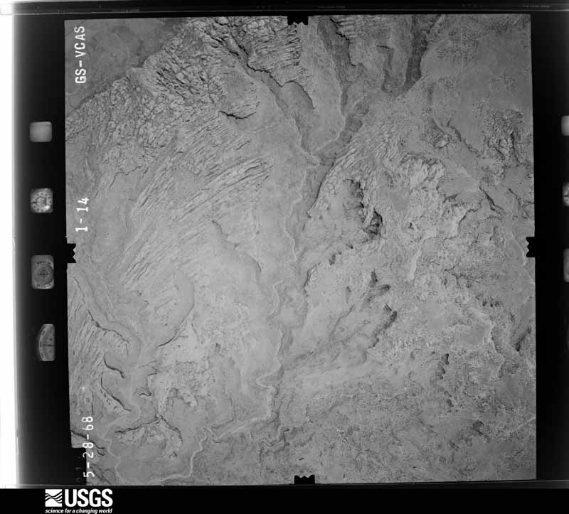 U.S. Geological Survey aerial photograph, 1968-05-28, scale 1:30000