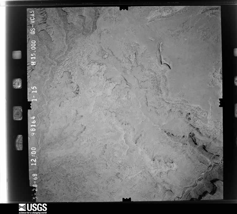 U.S. Geological Survey aerial photograph, 1968-05-28, scale 1:30000