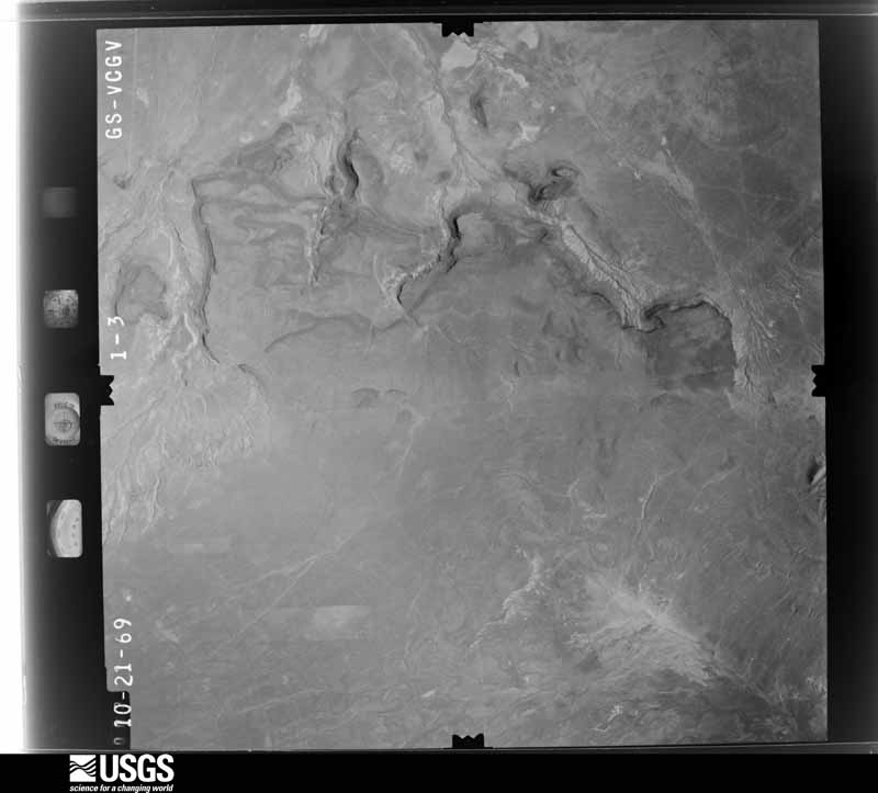 U.S. Geological Survey aerial photograph, 1969-10-22, scale 1:37000