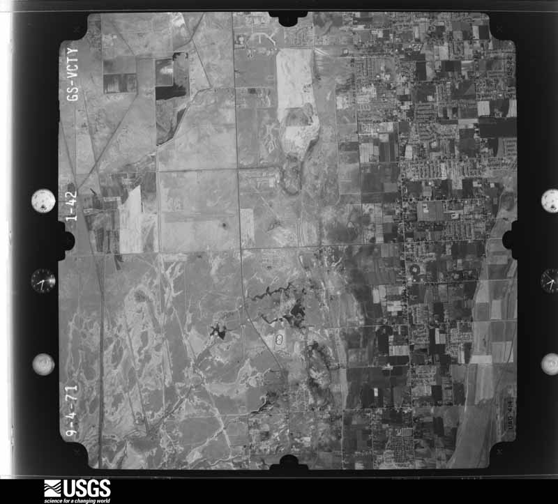 U.S. Geological Survey aerial photograph, 1971-10-07, scale 1:38000