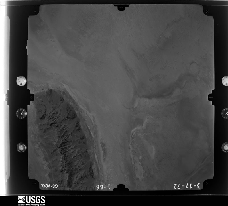 U.S. Geological Survey aerial photograph, 1972-04-29, scale 1:76000