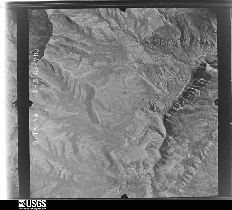 U.S. Geological Survey aerial photograph, 1954-09-15, scale 1:37400