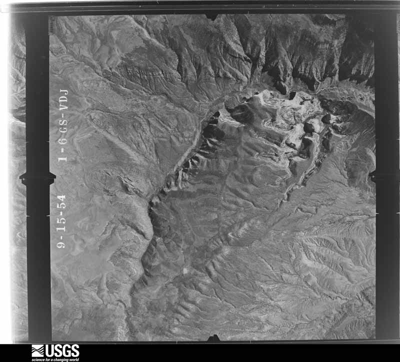 U.S. Geological Survey aerial photograph, 1954-09-15, scale 1:37400