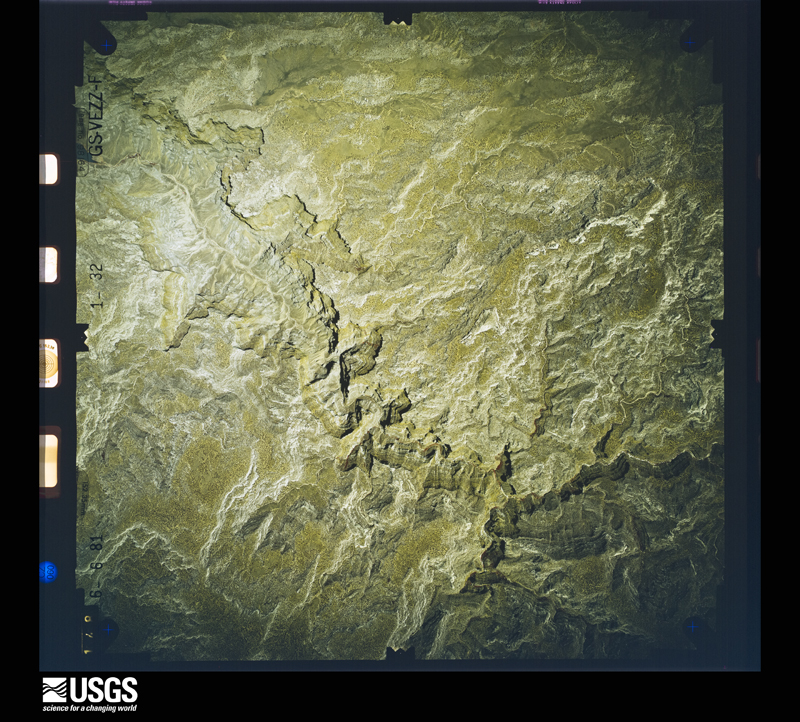 U.S. Geological Survey aerial photograph, 1981-06-06, scale 1:34400