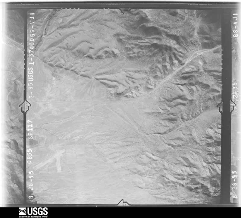 U.S. Geological Survey aerial photograph, 1955-08-28, scale 1:37400