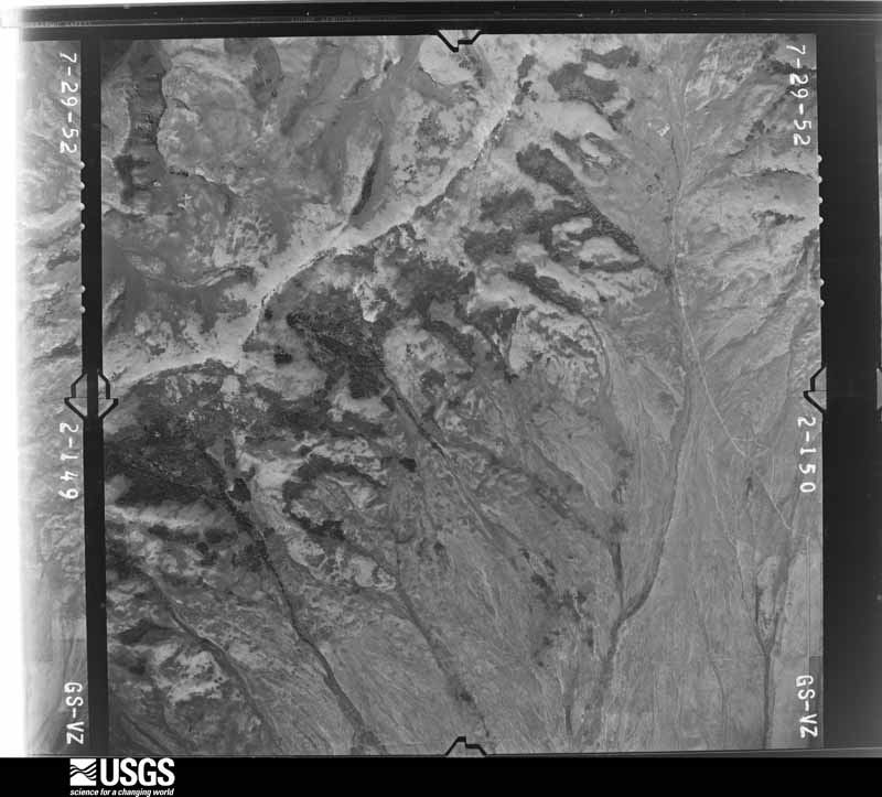 U.S. Geological Survey aerial photograph, 1952-08-02, scale 1:23600