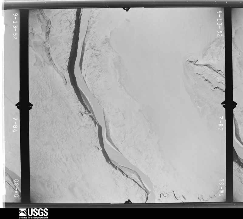 U.S. Geological Survey aerial photograph, 1952-09-13, scale 1:20000
