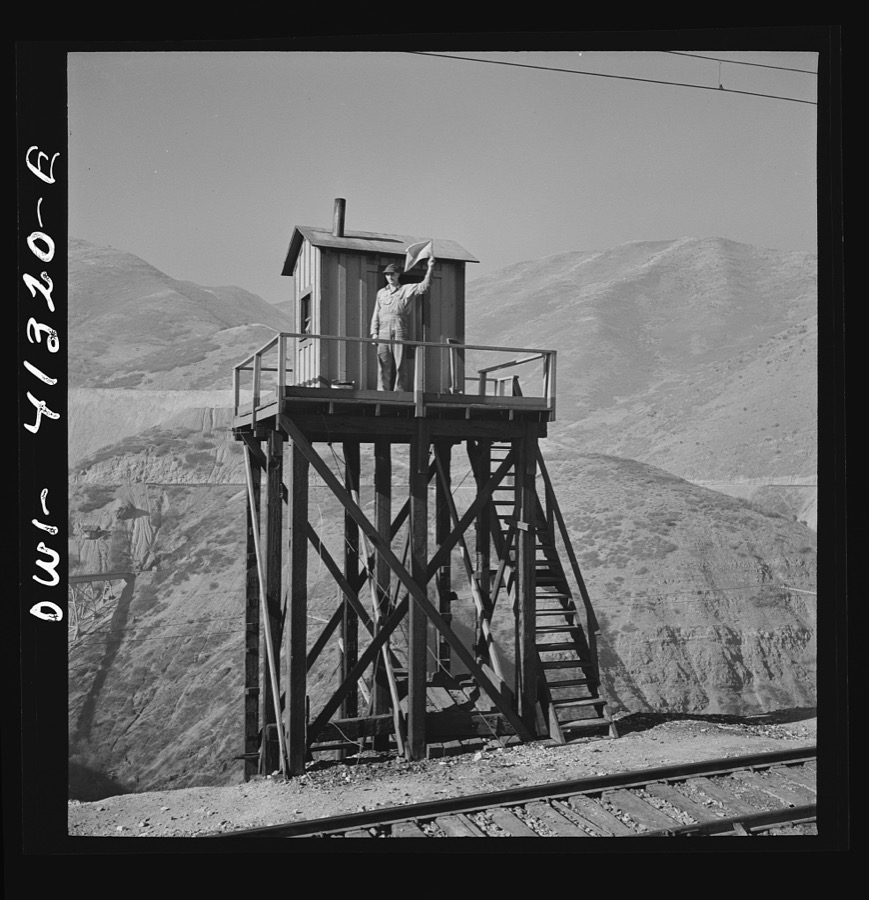 Bingham Canyon, Utah. Signalman of the Utah Copper Company at its open-pit mine workings