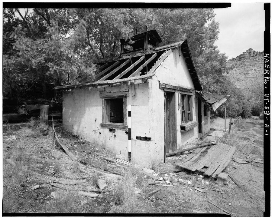 Rolapp Mine, Lamphouse, Price Canyon (mouth of Bear Canyon), Helper, Carbon County, UT