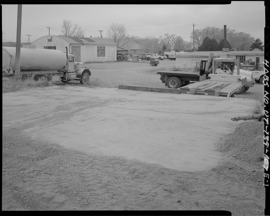 Cedar City Automotive Repair Shop, Concrete Retaining Wall, 820 North Main Street, Cedar City, Iron County, UT
