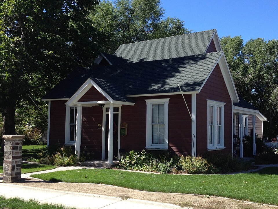 Photograph of Mary Ellen Parmley House