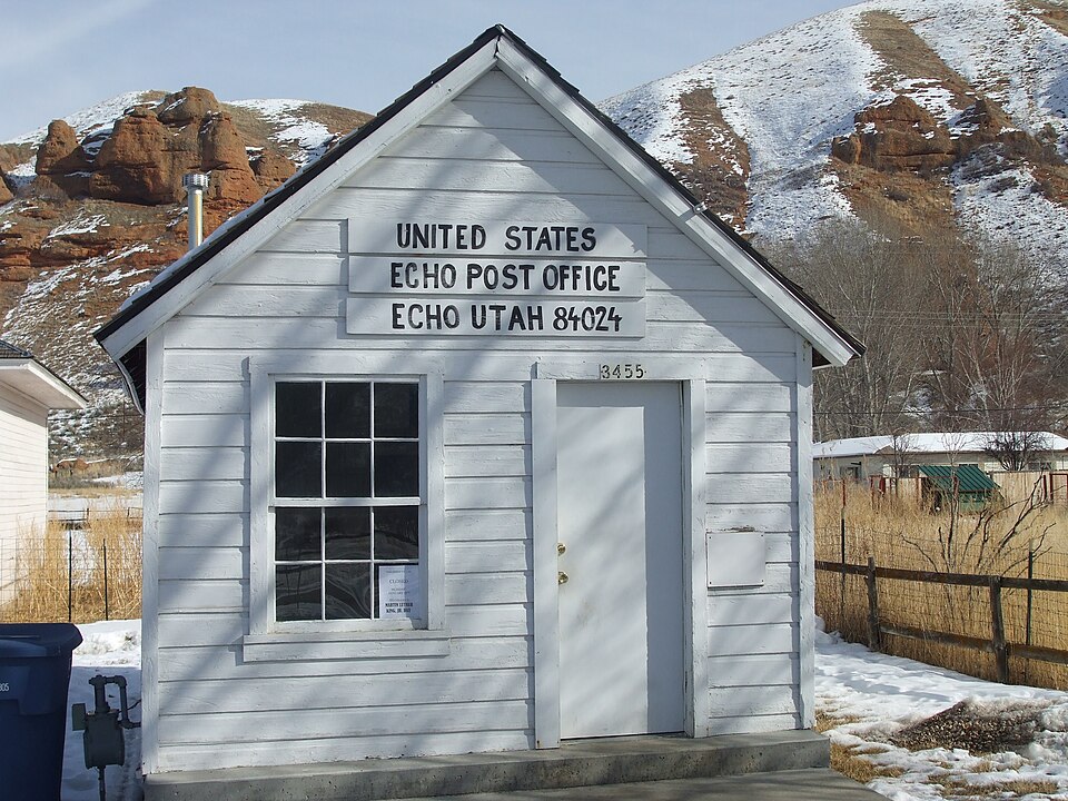 Photograph of Echo Post Office