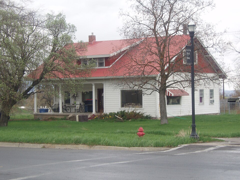 Photograph of William S. and Margaret R. Hendricks House