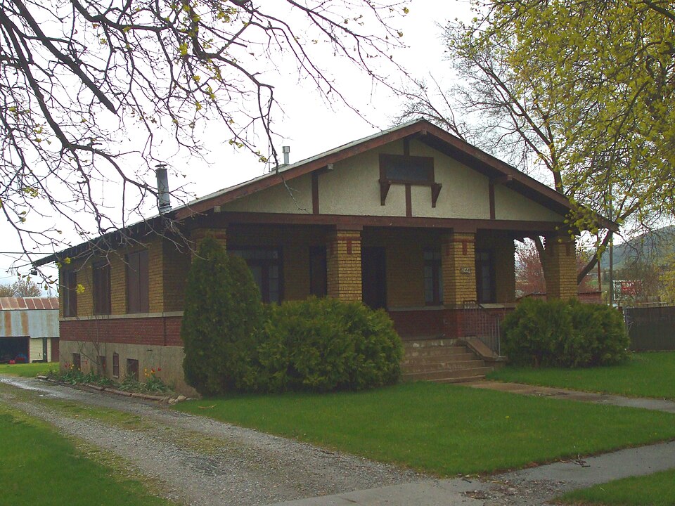 Photograph of Louis Edgar and Clara H. Merrill House