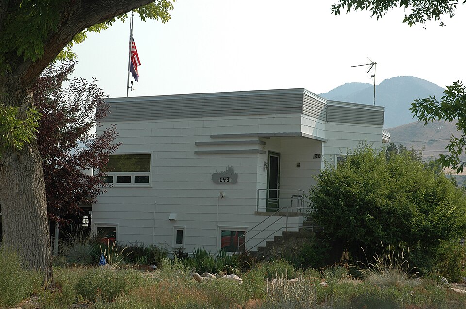 Photograph of S. Milton and Alba C. Webb House