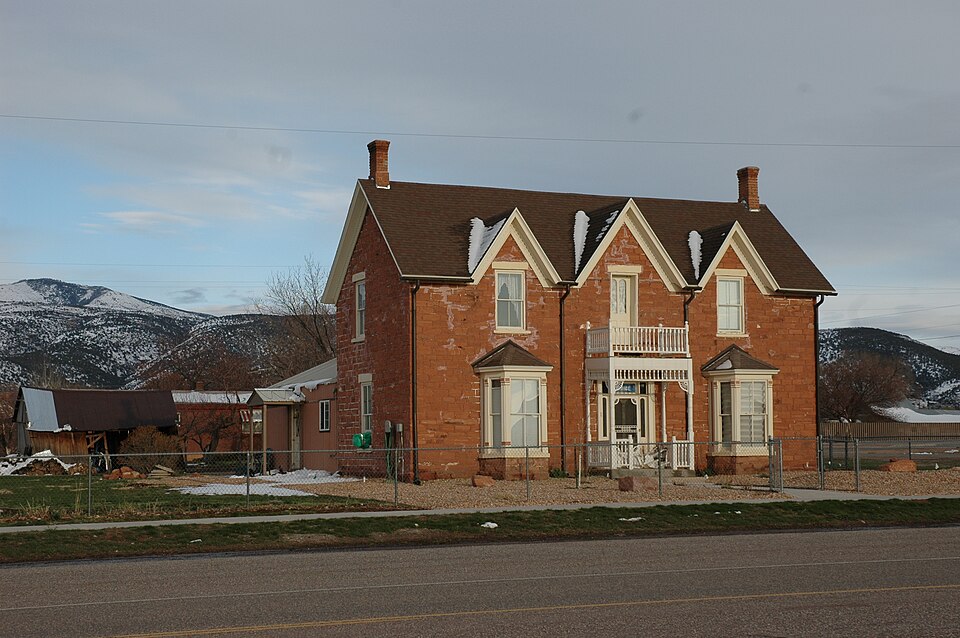 Photograph of George Hotel
