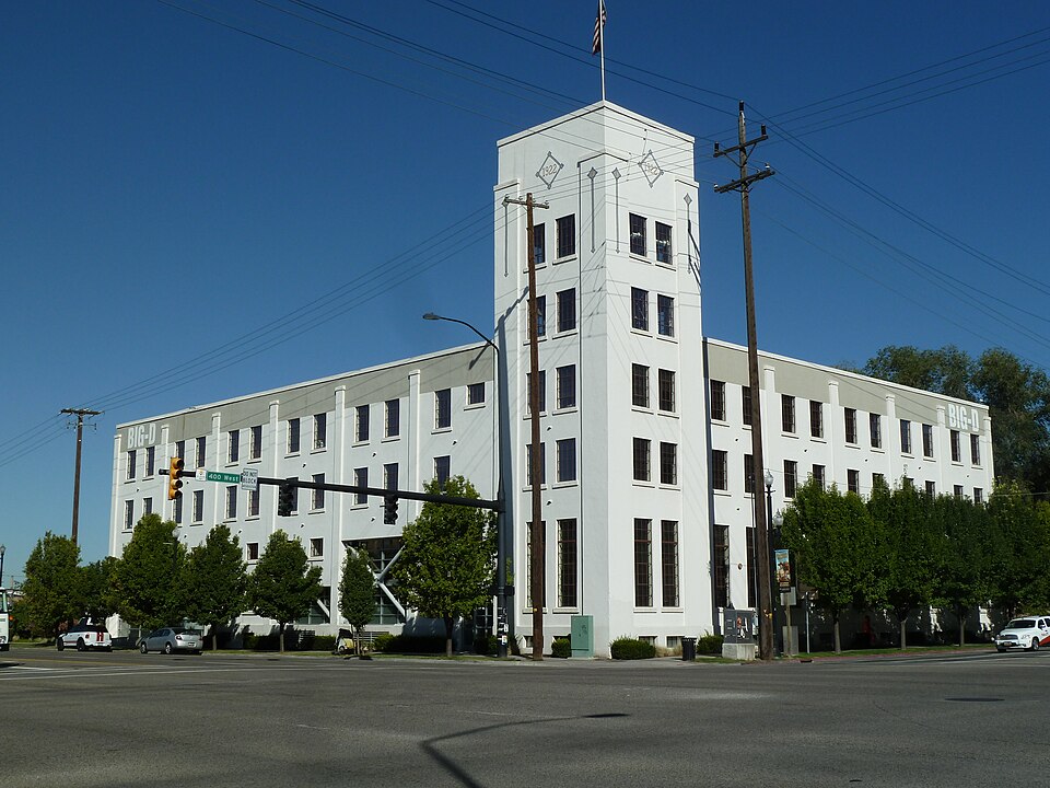 Photograph of W.P. Fuller Paint Company Office and Warehouse