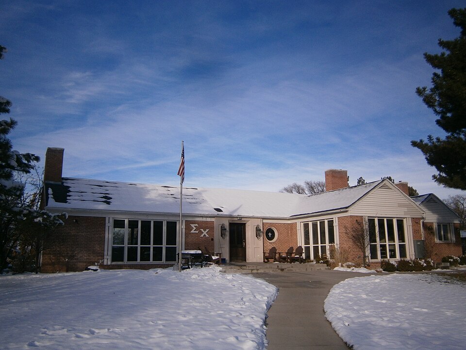 Photograph of Sigma Chi Fraternity House