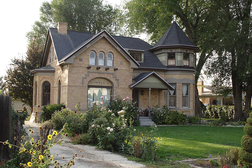 Photograph of Amanda Conk Best House