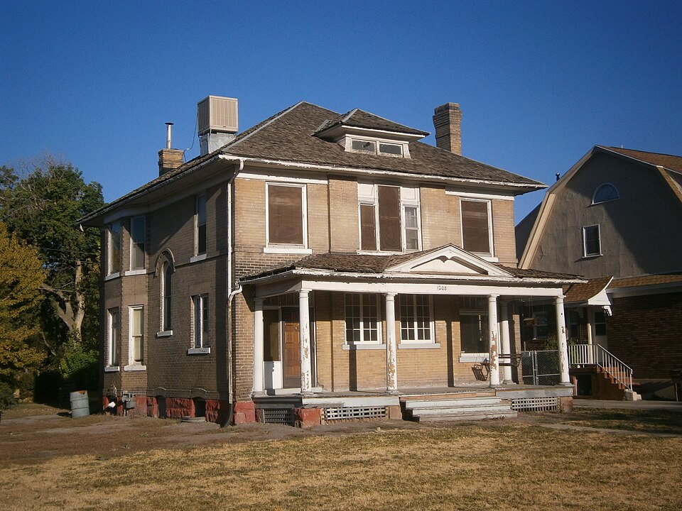 Photograph of Harold B. and Fern Lee House