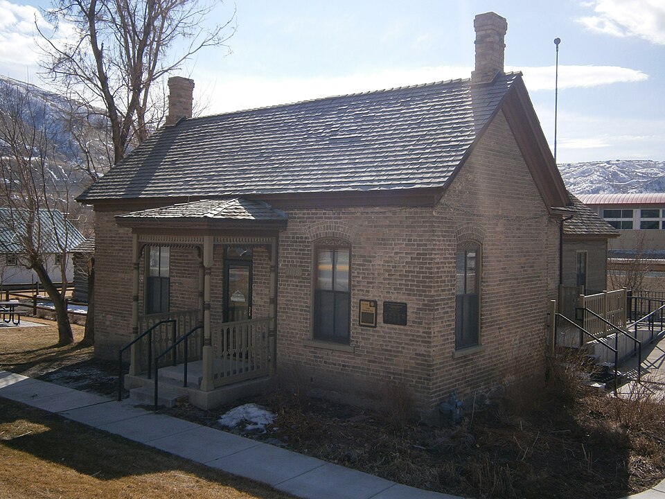 Photograph of Perry and Agnes Wadsworth Fitzgerald House