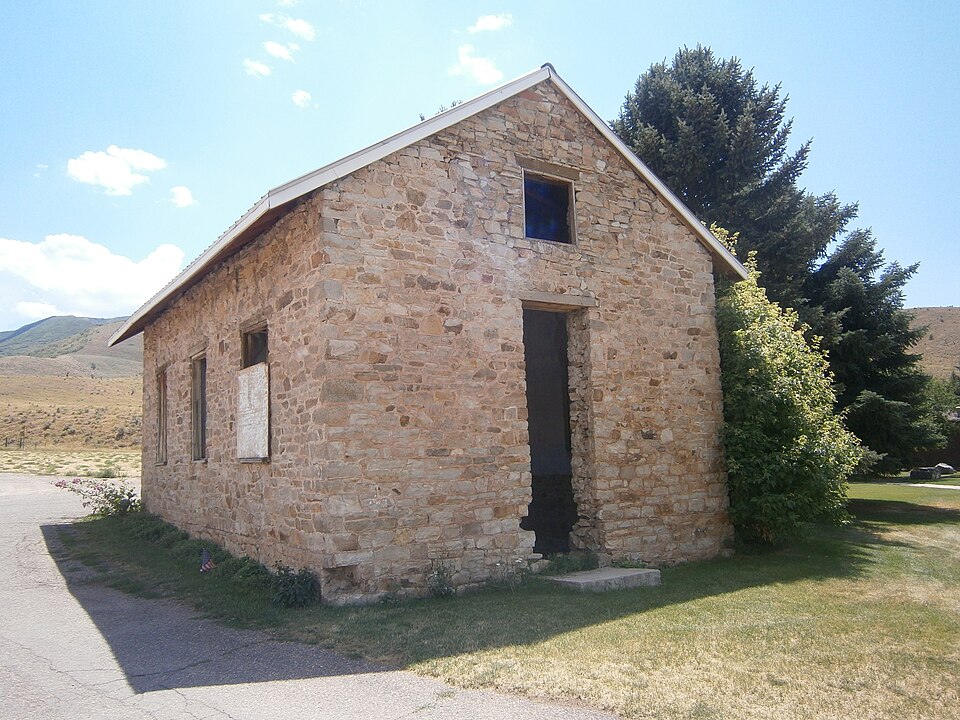 Photograph of South Round Valley School