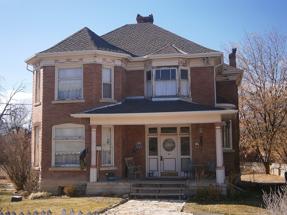 Photograph of David and Evinda Madsen House