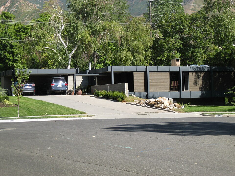 Photograph of George and Ellen Furgis House