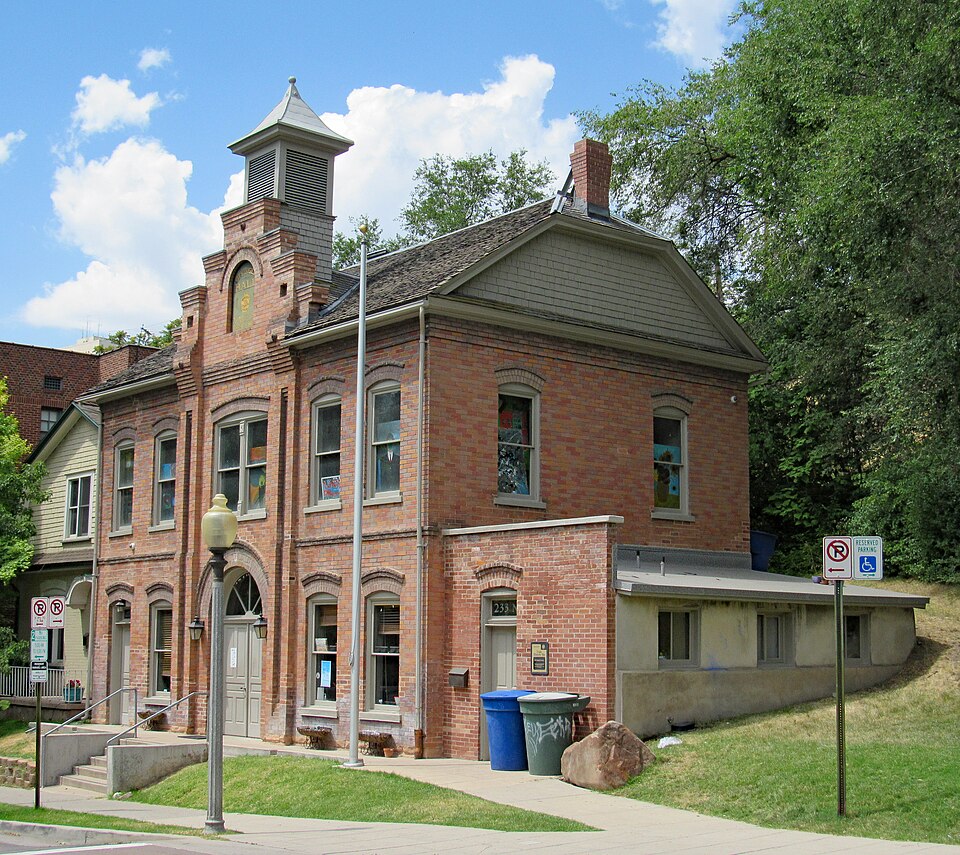 Photograph of Ottinger Hall