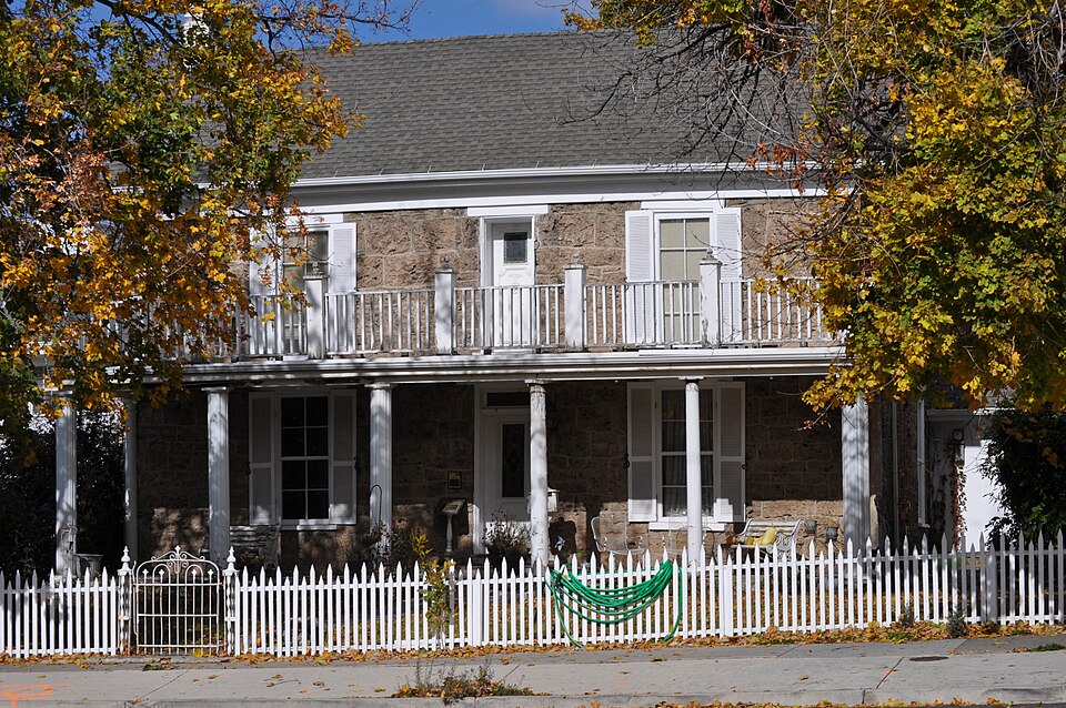 Photograph of Ashton-Driggs House