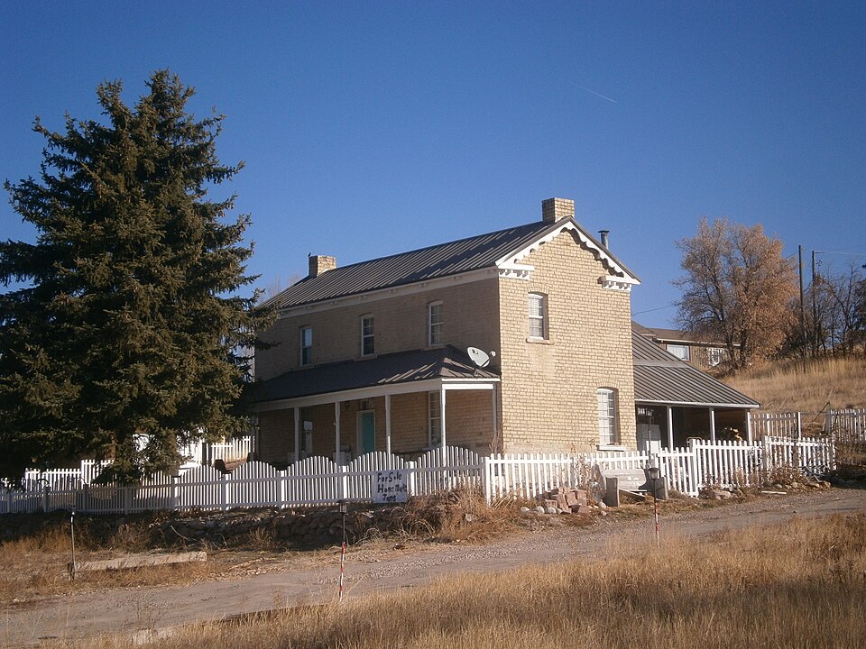 Photograph of Jabez Faux House and Barn