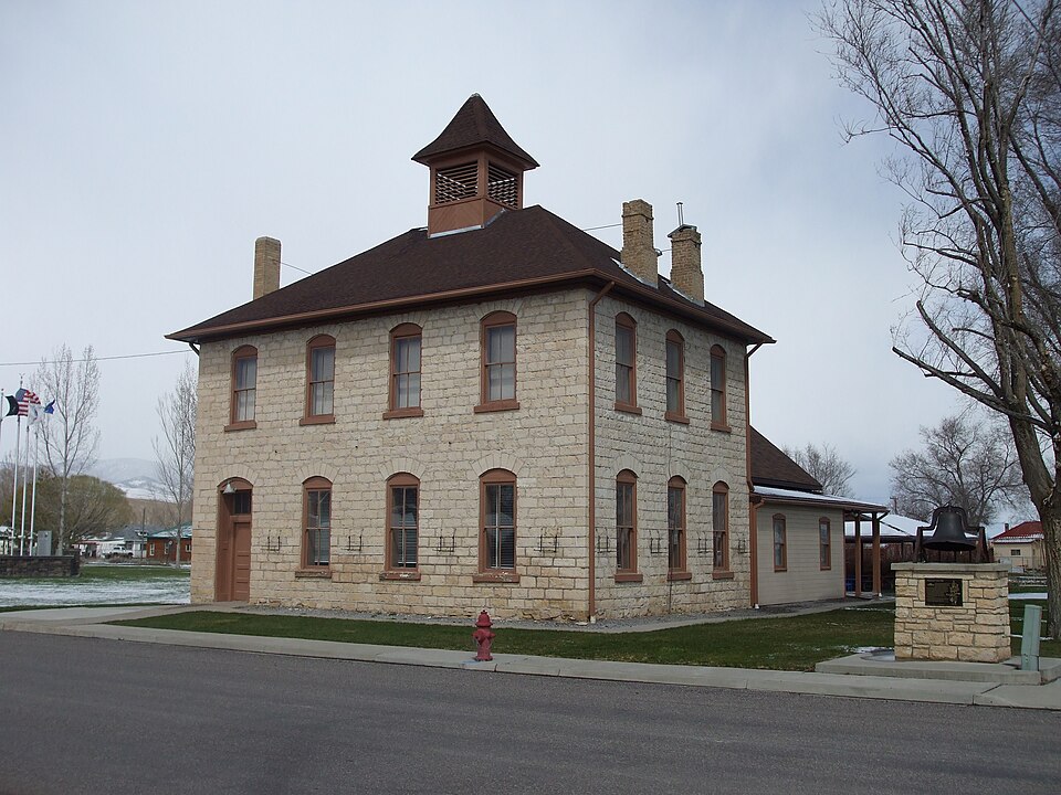 Photograph of Redmond Town Hall