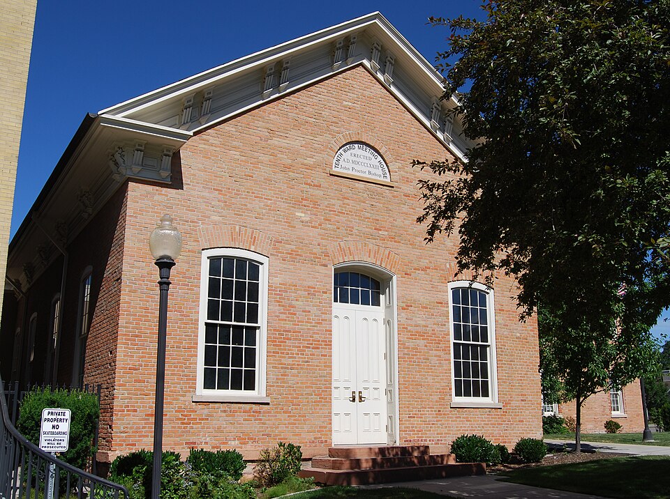 Photograph of Tenth Ward Square