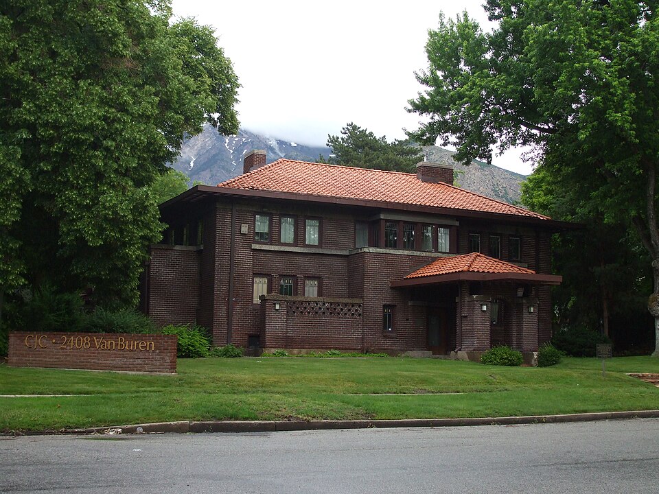Photograph of Gustav Becker House
