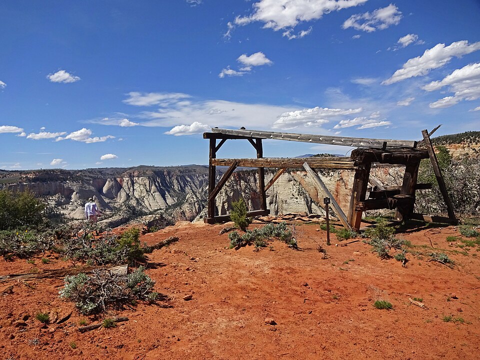 Photograph of Cable Mountain Draw Works
