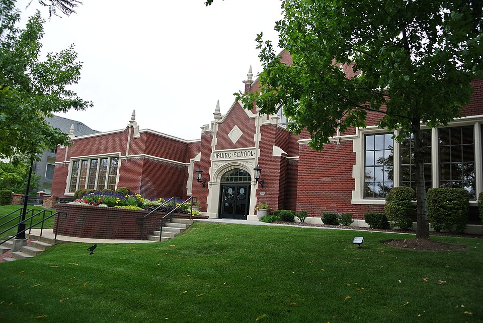 Photograph of Irving Junior High School