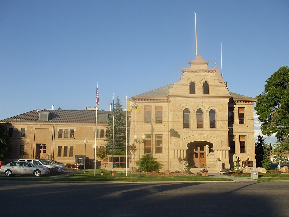 Photograph of Summit County Courthouse