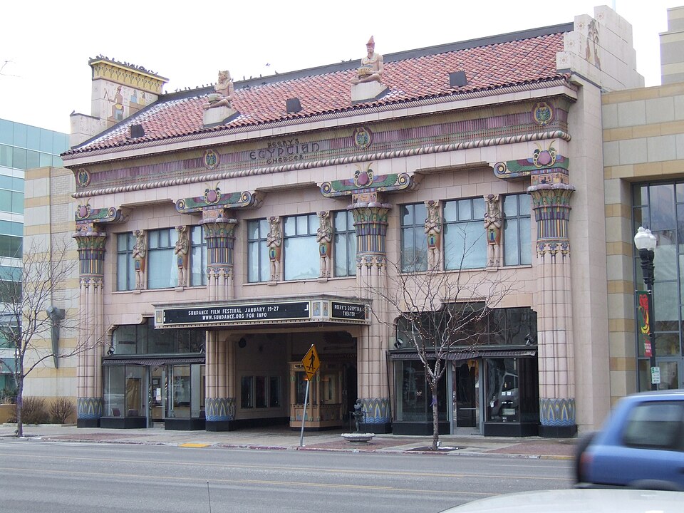Photograph of Peery's Egyptian Theater