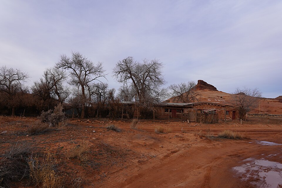 Photograph of Oljato Trading Post