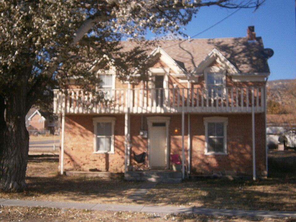 Photograph of John T. Lewellyn House