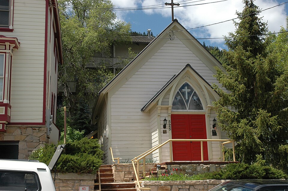 Photograph of St. Luke's Episcopal Church