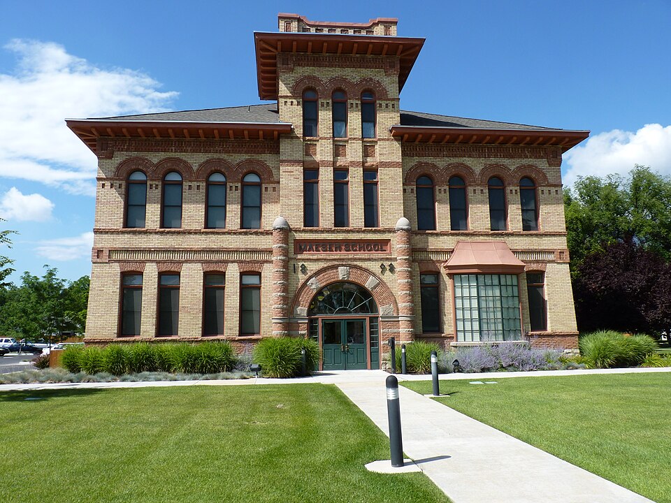 Photograph of Maeser Elementary