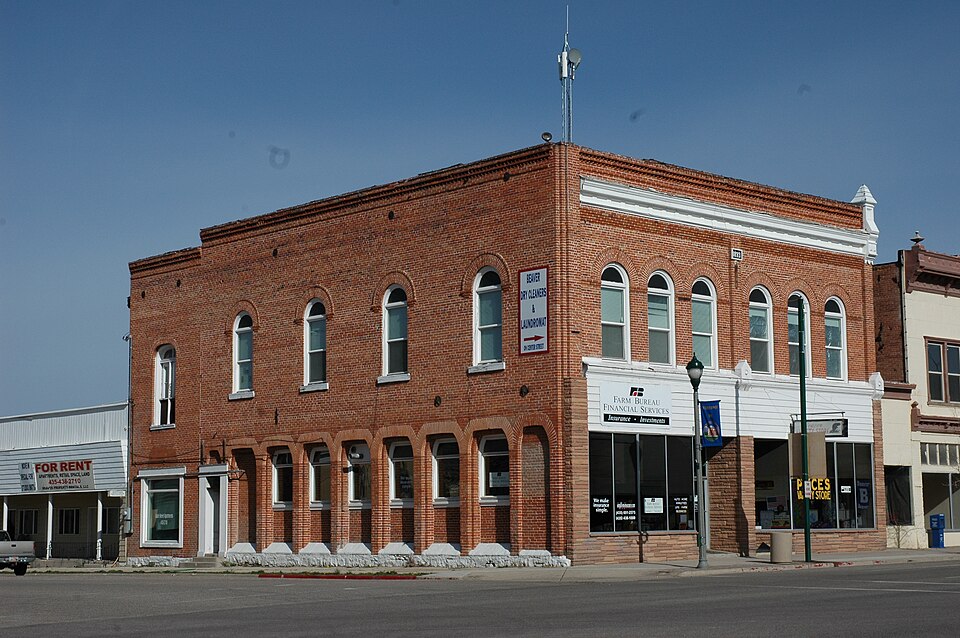 Photograph of Mansfield, Murdock and Co. Store