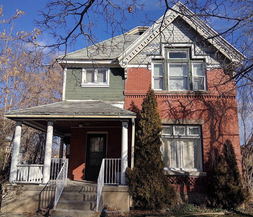 Photograph of Harper J. Dininny House